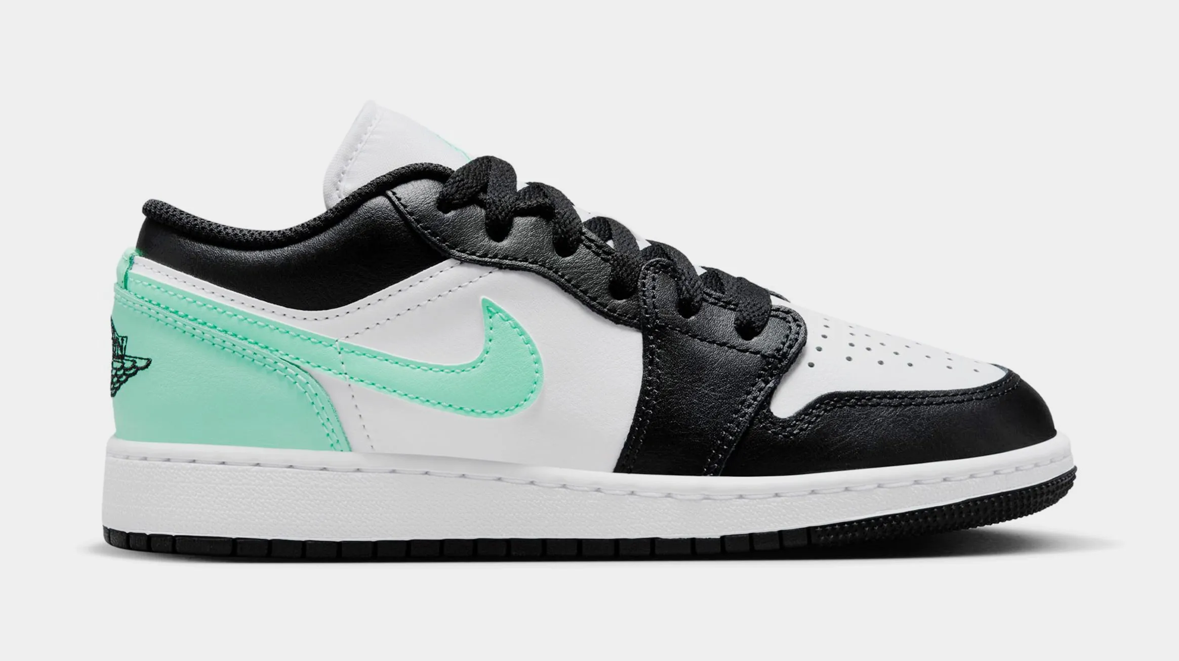 Air Jordan 1 Low Retro Glow Green Grade School Lifestyle Shoes (Glow Green/Black)