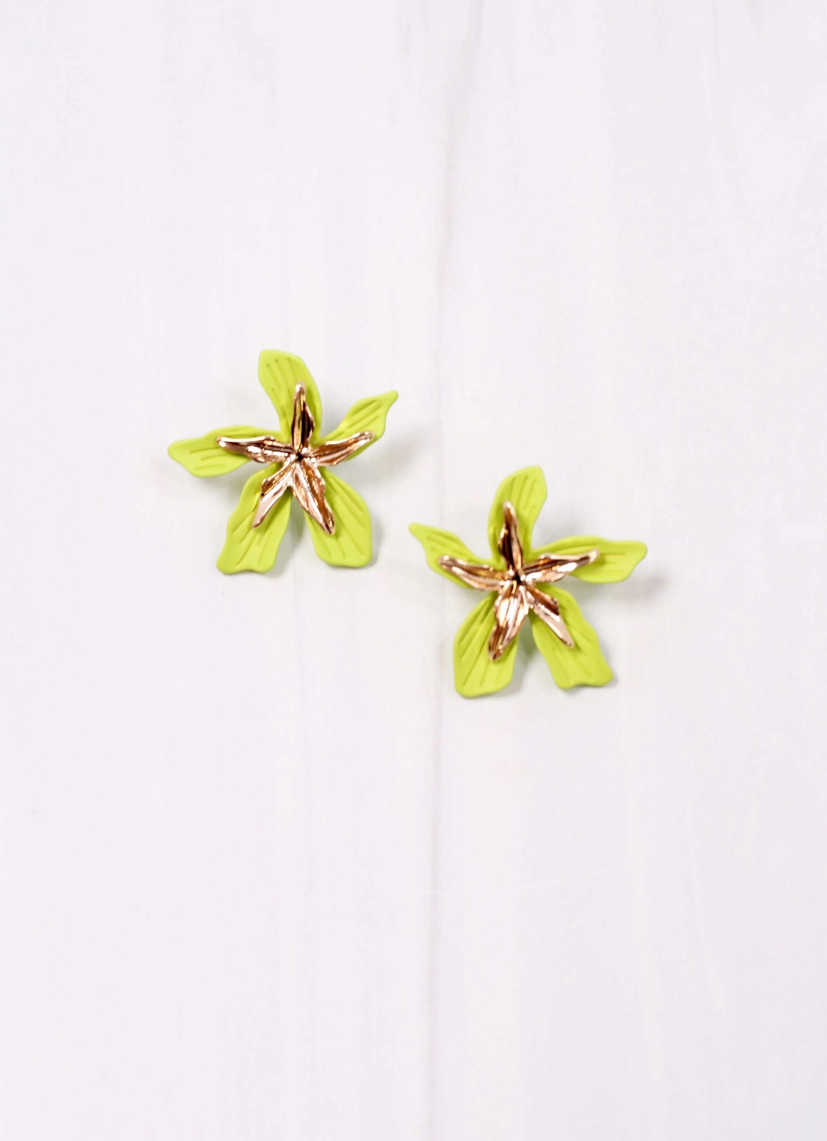 Margaret Flower Stud Earring LIME GREEN