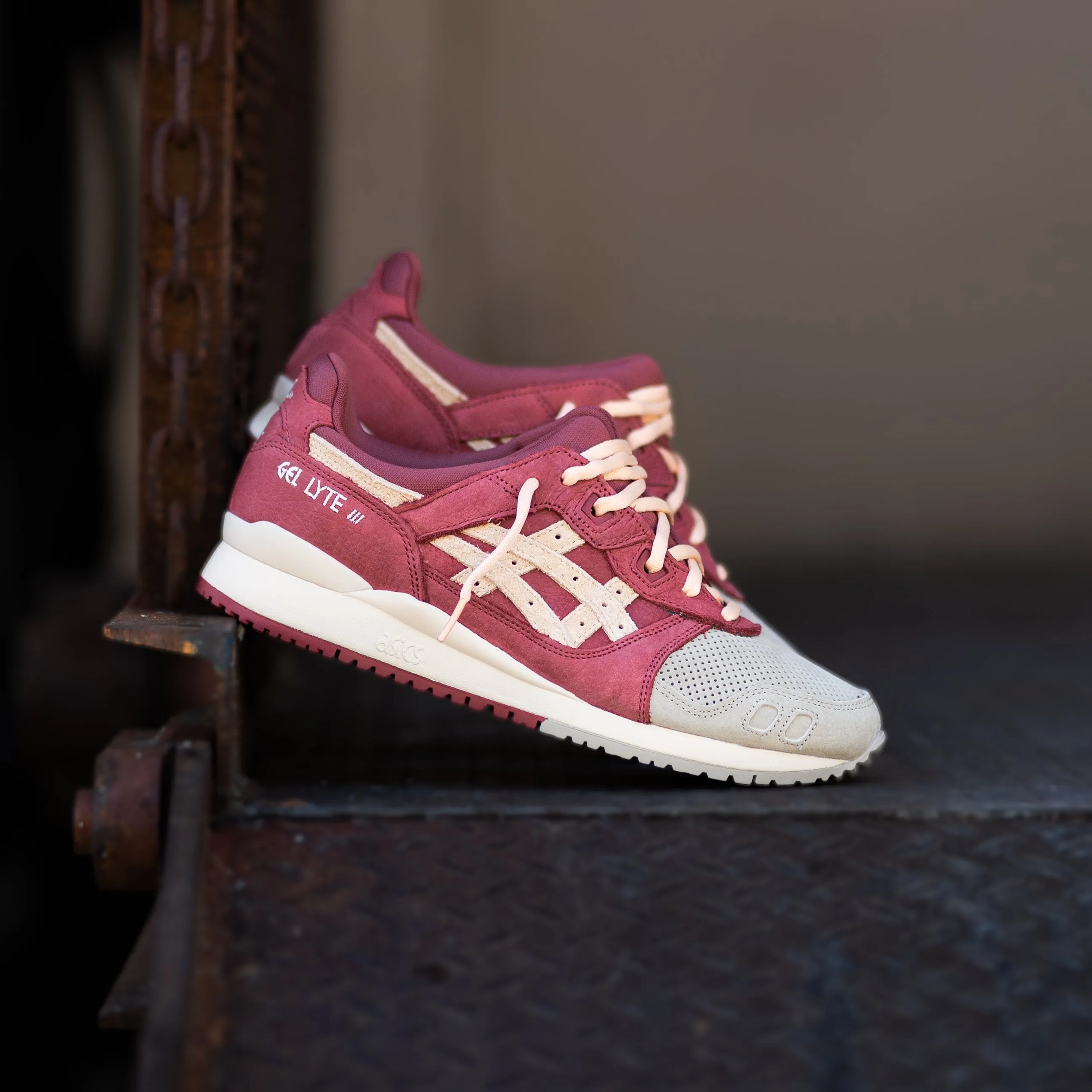 Mens Asics Gel-Lyte III OG (Wood Crepe/Burnt Red) -  1203A345.201