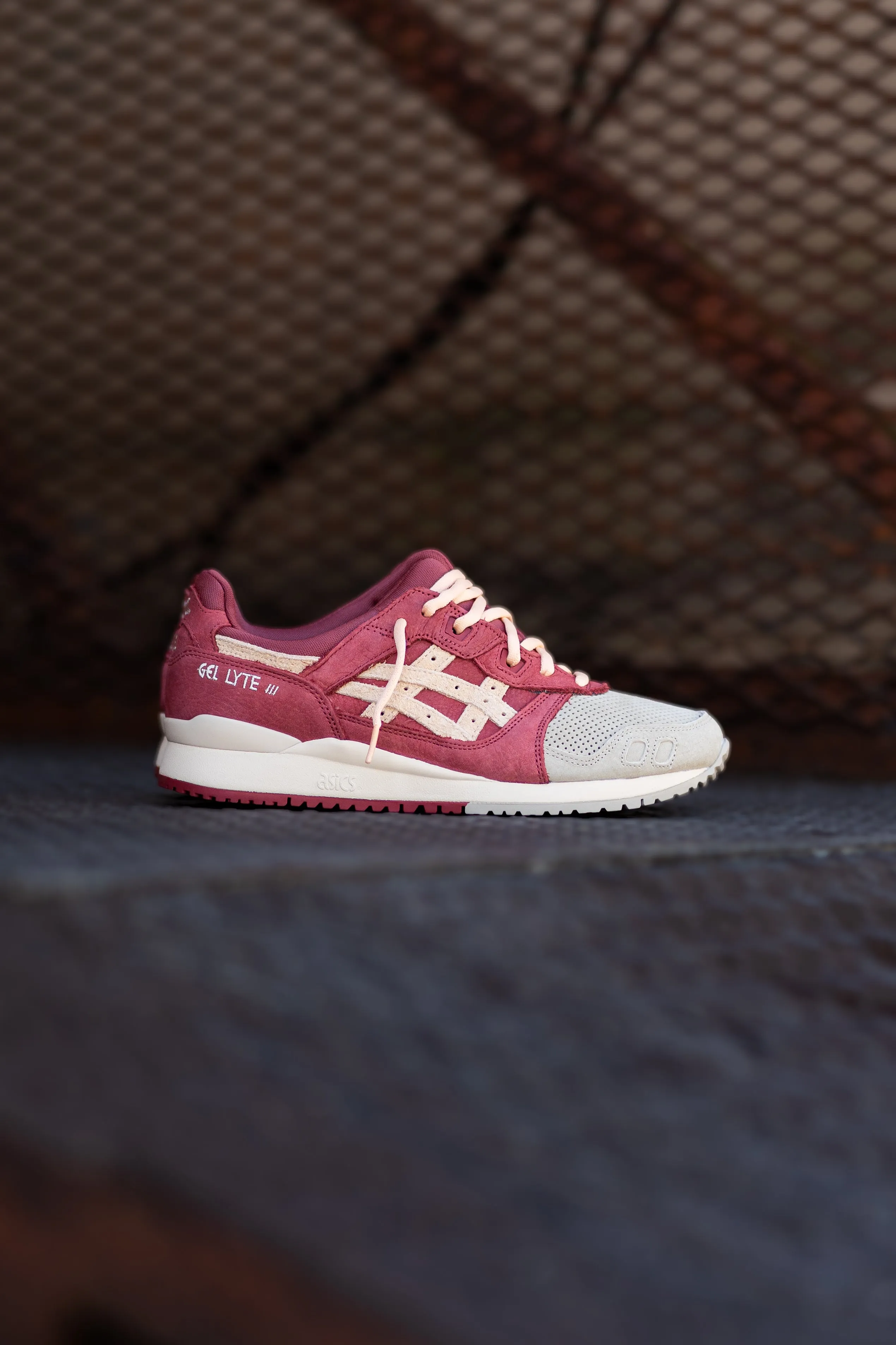 Mens Asics Gel-Lyte III OG (Wood Crepe/Burnt Red) -  1203A345.201