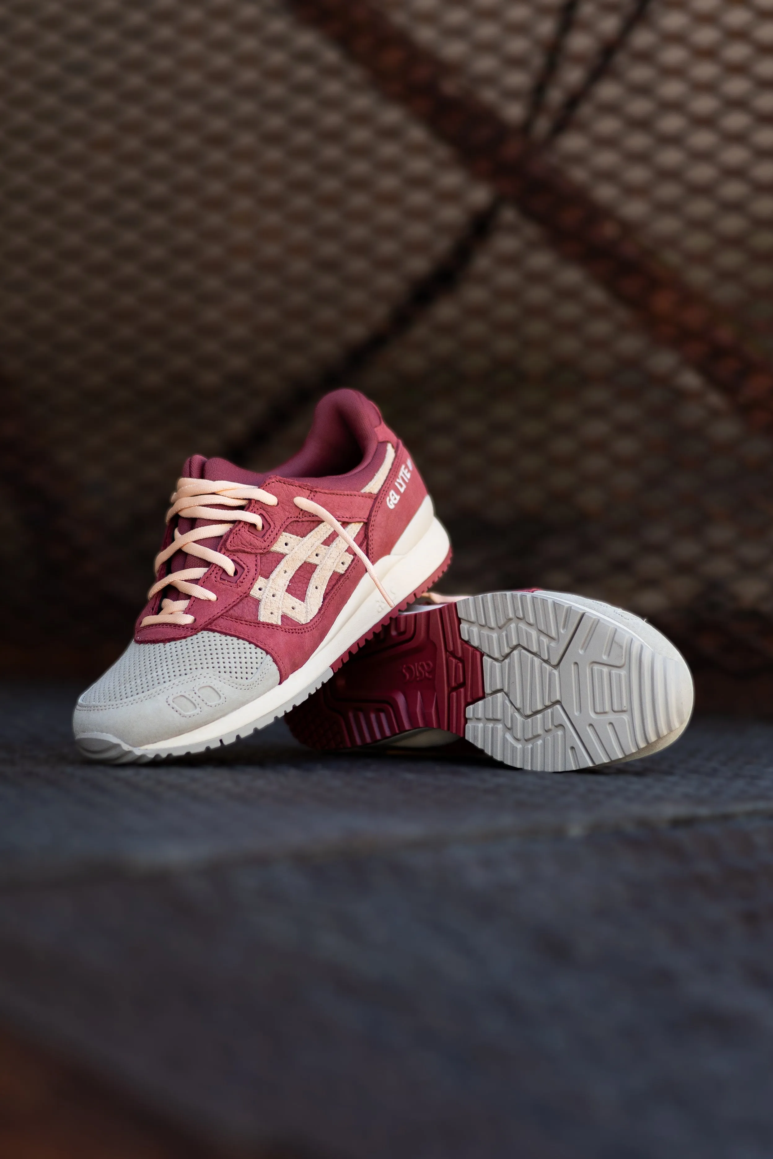 Mens Asics Gel-Lyte III OG (Wood Crepe/Burnt Red) -  1203A345.201