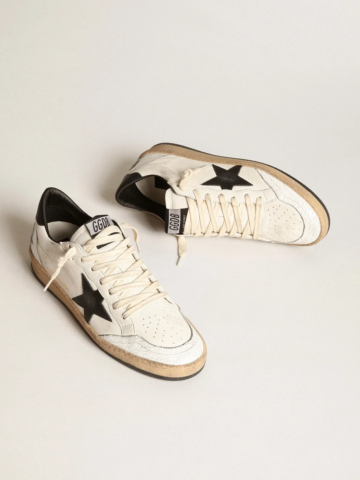 Men's Ball Star in white nappa with black star