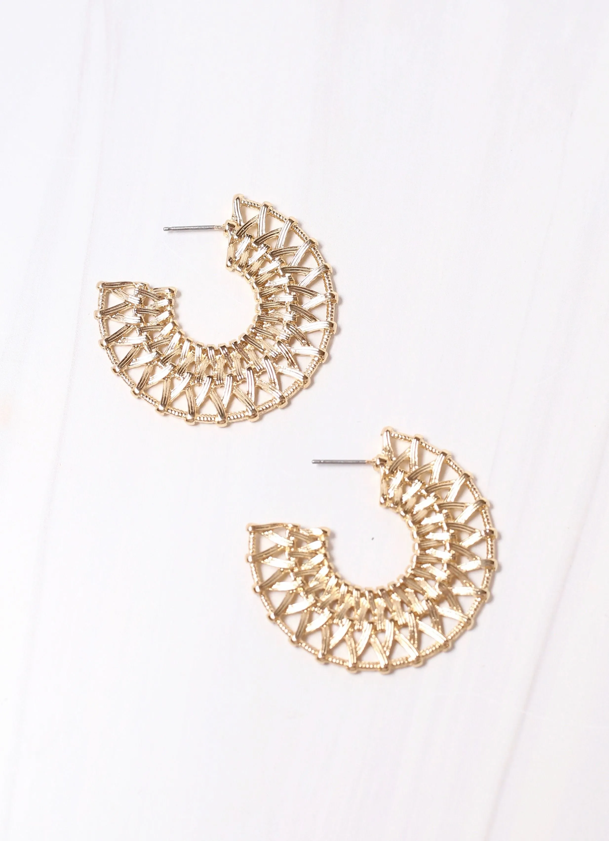 Posey Cutout Hoop Earring GOLD