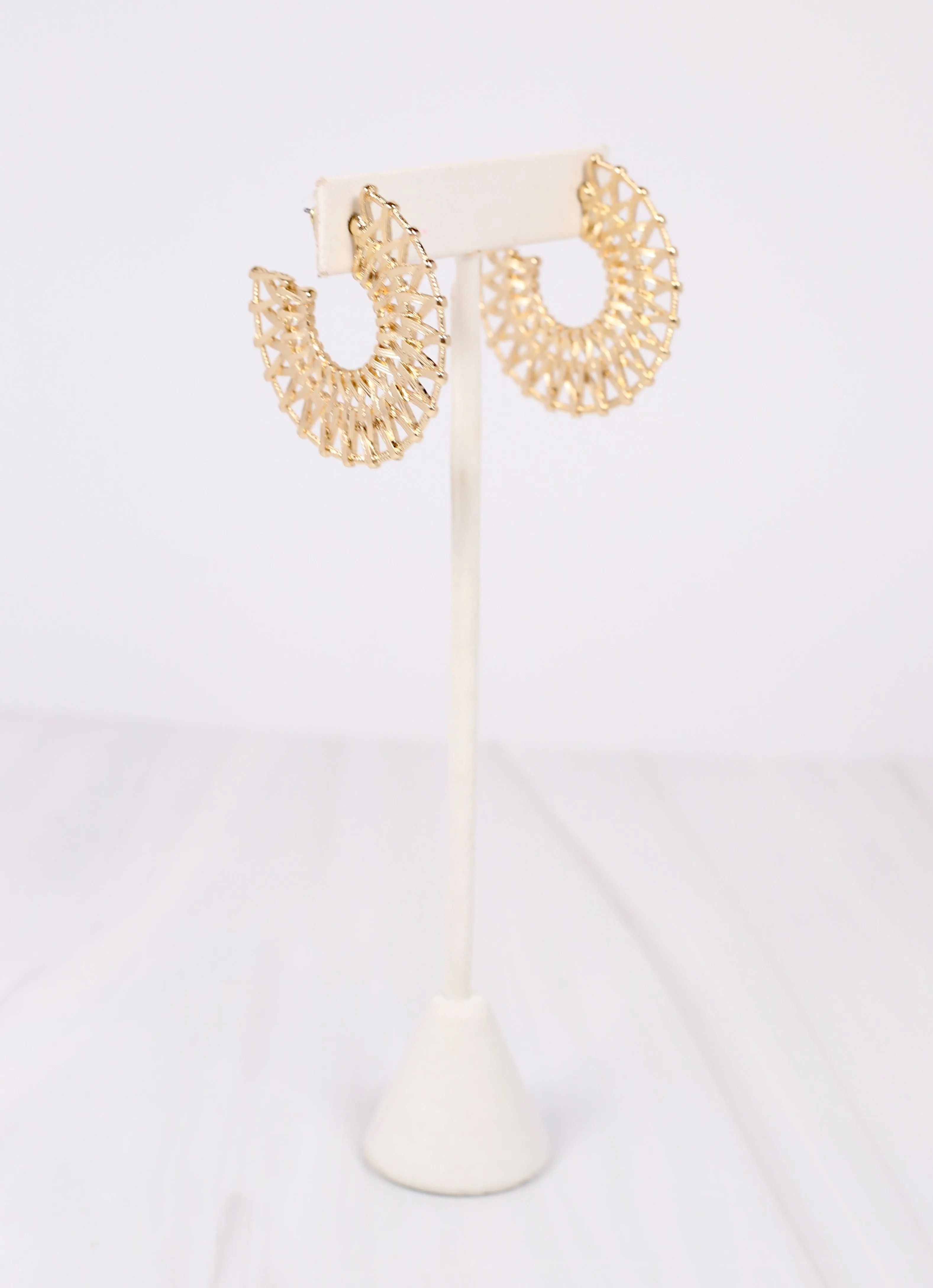 Posey Cutout Hoop Earring GOLD